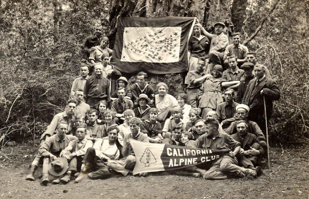 1917 CAC Members with Flag for service-men and -women.
